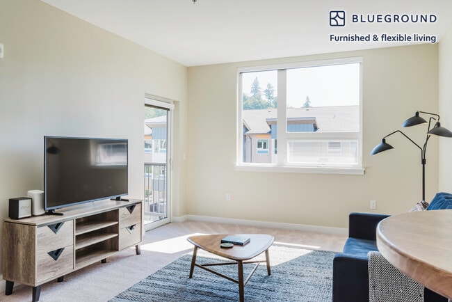 Building Photo - 13403 Newcastle Commons Dr