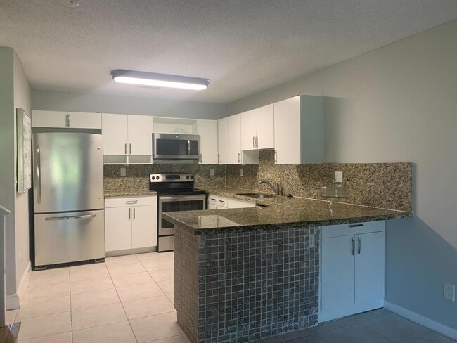 Foto del edificio - 23359 SW 55th Way B Boca Raton Fl 33433
