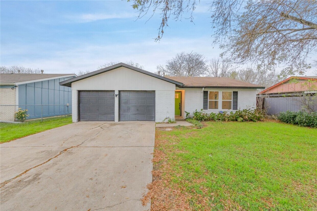 Foto principal - 5106 Nesting Way, Austin, Texas 78744