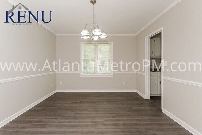 Foto del edificio - Now Available!