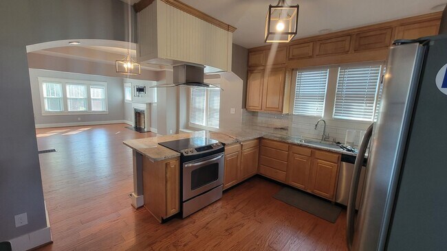 Foto del edificio - Renovated 3 Bedroom 3 Bathroom