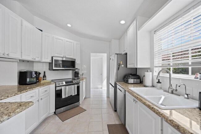 Foto del edificio - 7862 North Fork Dr