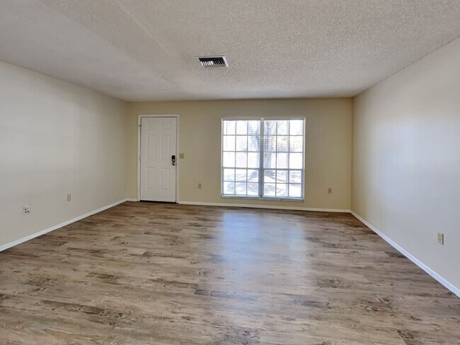 Building Photo - 8721 Schrader Blvd