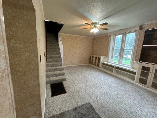 Living Room - 276 E 500 N