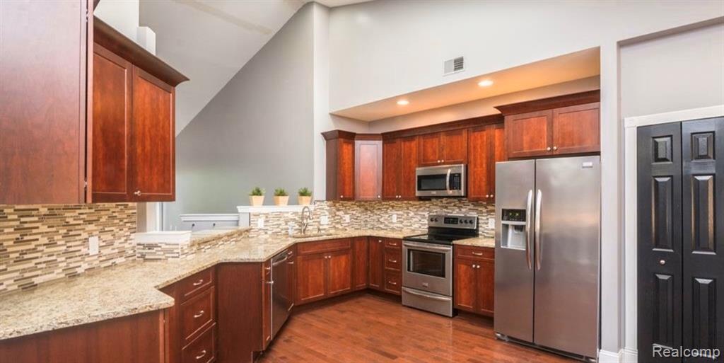 Foto principal - 41475 Copper Creek Dr