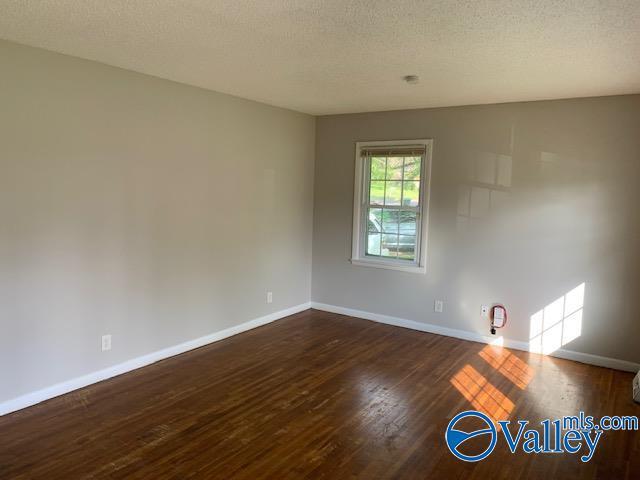 Building Photo - 5003 NW Stag Run Cir