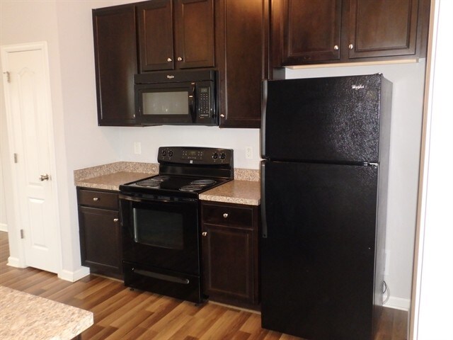 Foto del edificio - 192 Meadow Loop Dr