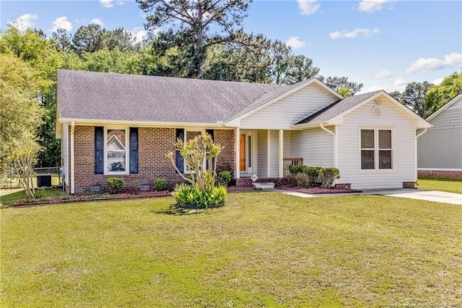 Building Photo - 6837 Woodmark Dr