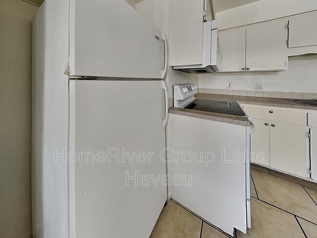 Foto del edificio - 3441 Oro Grande Blvd