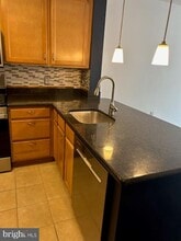 Building Photo - 355 I St SW
