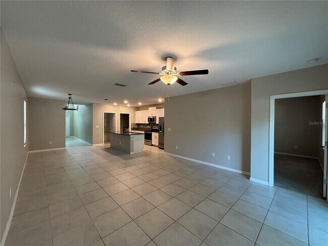 Foto del edificio - 572 Argyll Dr