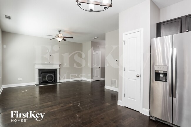 Foto del edificio - 4186 Woodland Park Dr SW