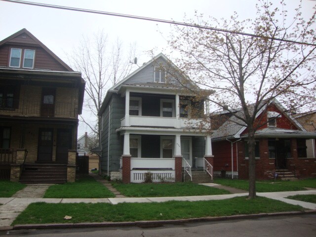 Primary Photo - 434 23rd St
