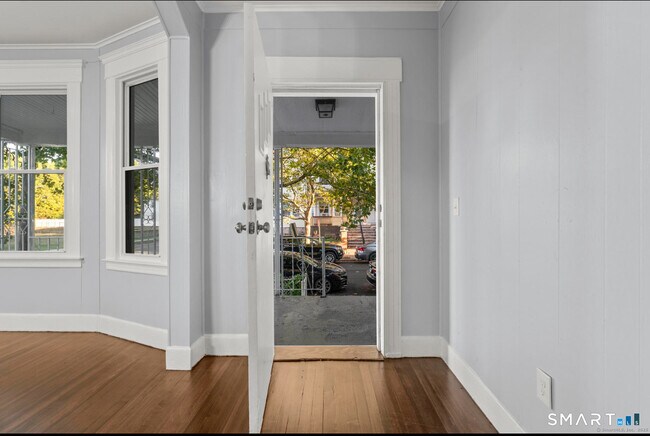 Foto del edificio - 292 W Ivy St