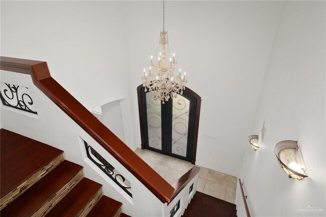 Foto del edificio - 4805 S June Dr
