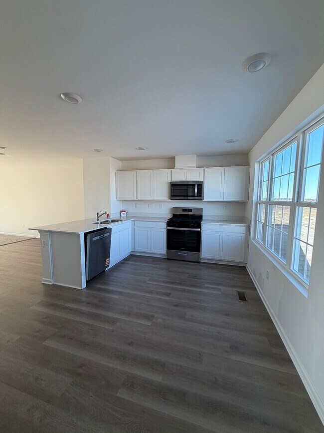 Foto del edificio - 1558 Sequoia Wy