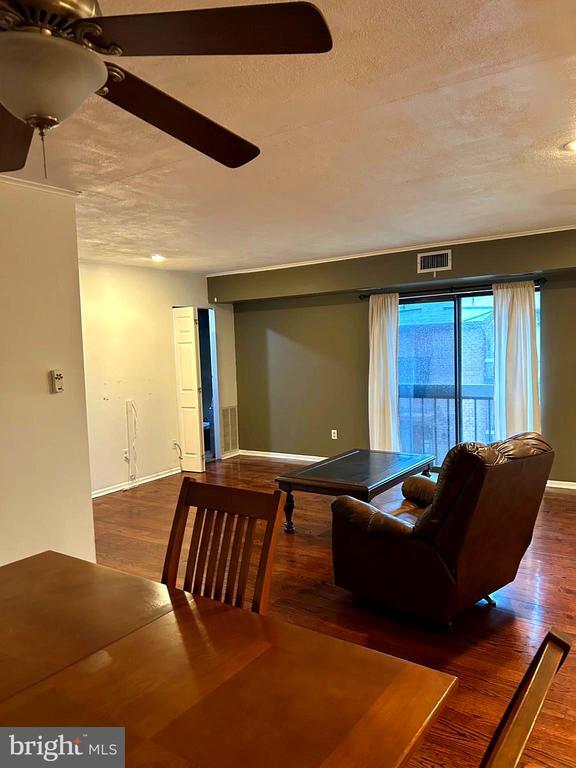 Foto del edificio - 50301 Delaire Landing Rd