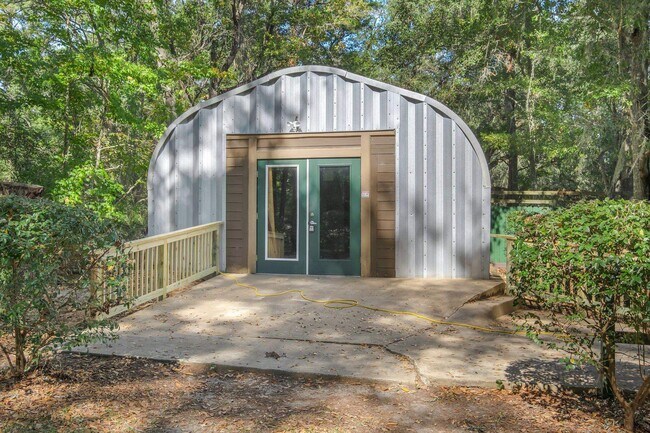 Foto del edificio - 13501 Moccasin Gap Rd
