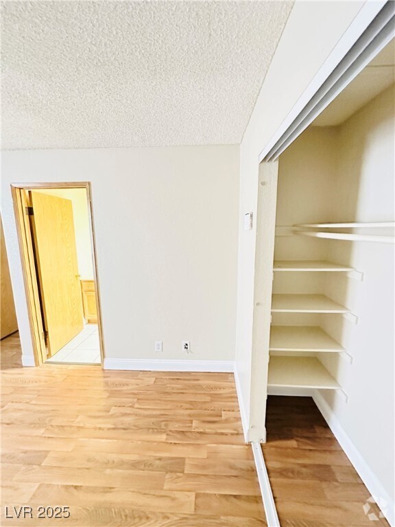 Building Photo - 2977 Juniper Hills Blvd