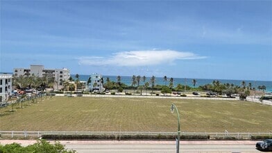 Building Photo - 4117 Bougainvilla Dr