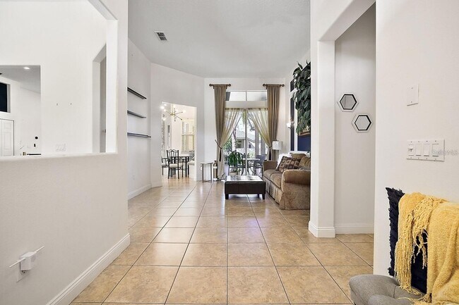 Foto del edificio - 2847 Majestic Isle Dr