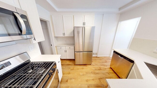 Interior Photo - 15900 Sunset