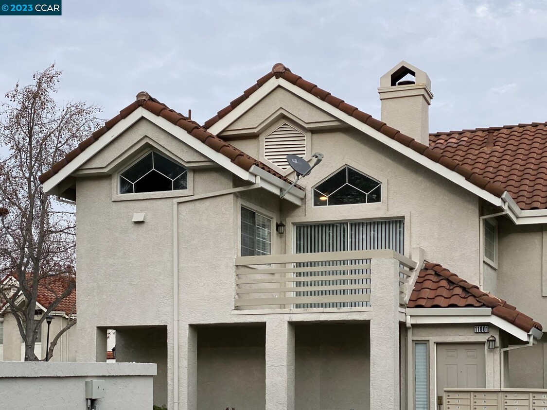 Primary Photo - 11801 Newbridge Way