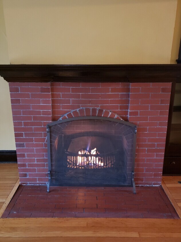 Primary Photo - 142 Dorchester Rd