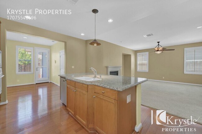 Building Photo - Gorgeous Mare Island retreat