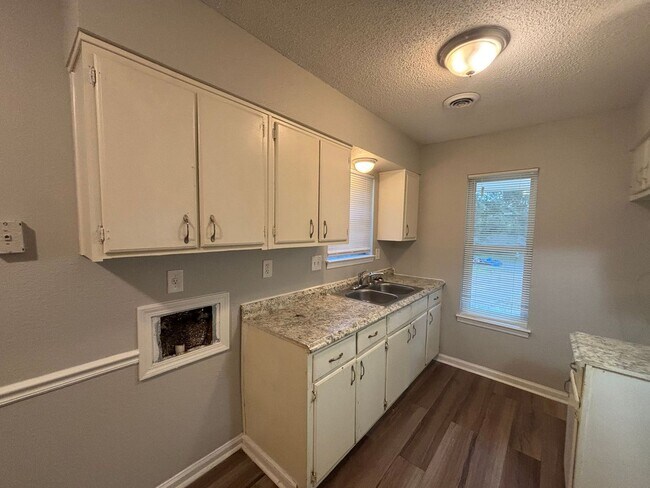 Foto del edificio - 3432 Tellico Dr