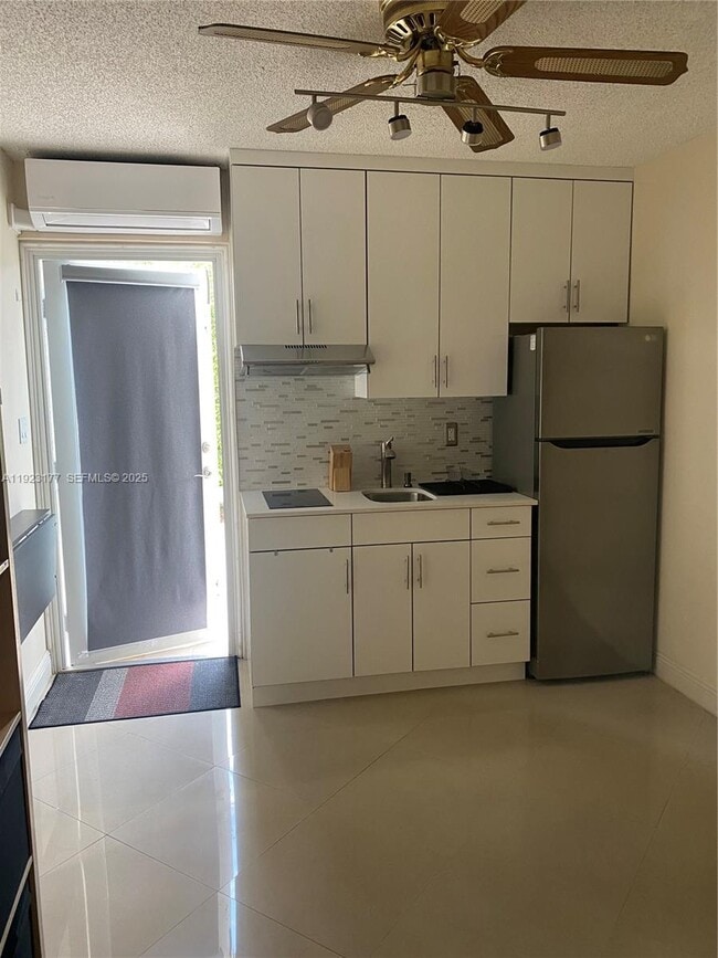 Foto del edificio - 10205 SW 9th Terrace