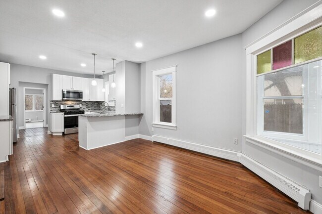 Foto del edificio - 1035 Bluff Ave E