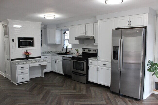 Foto del edificio - 9033 Rapidan Dr