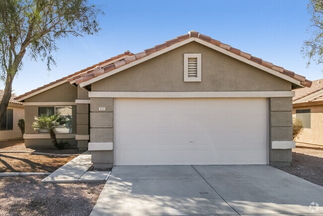 Building Photo - 1033 E Yuma Ave