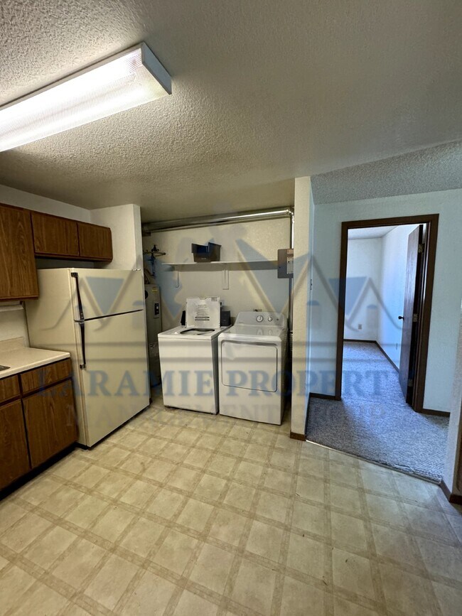 Foto del edificio - 2 Bedroom 1 Bathroom Apartment