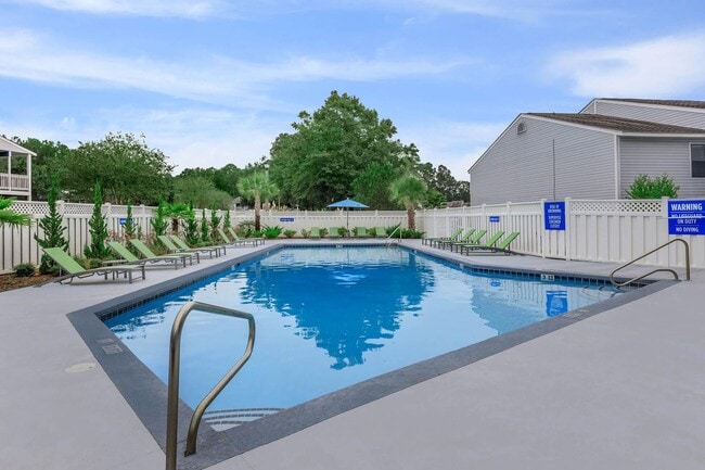 Building Photo - Azure Cove Apartment Homes