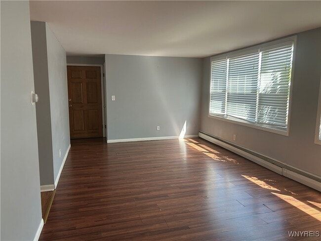 Building Photo - 18 Barone Cir