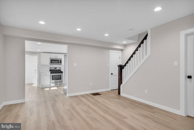 Building Photo - 220 Delsea Dr