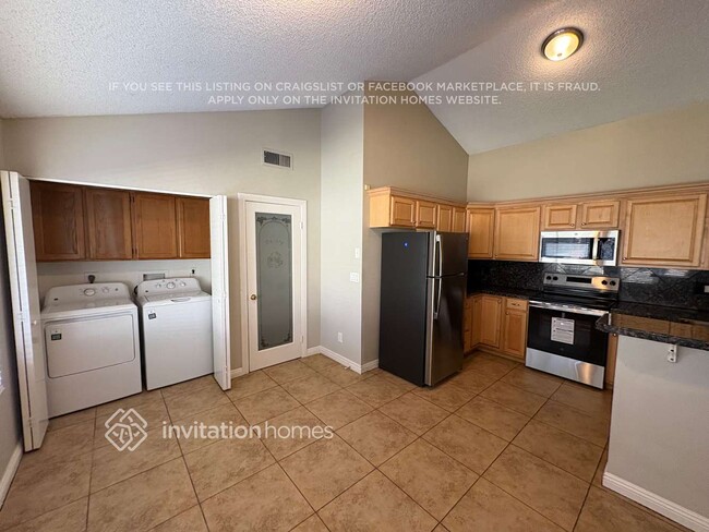 Building Photo - 5520 W Joan De Arc Ave