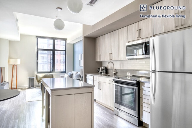 Foto del edificio - 600 H St NE