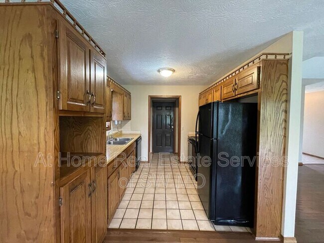 Building Photo - 1406 S Arcadia Ave