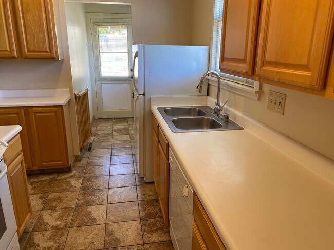 Foto del edificio - Cute Monterey Home