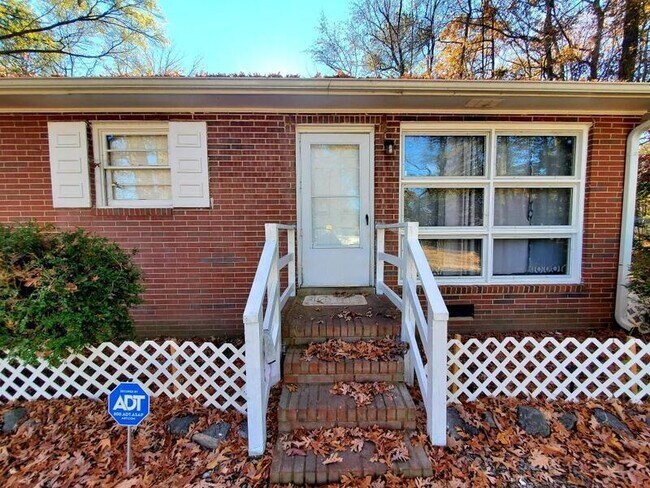 Foto del edificio - 6436 Dalebrook Dr