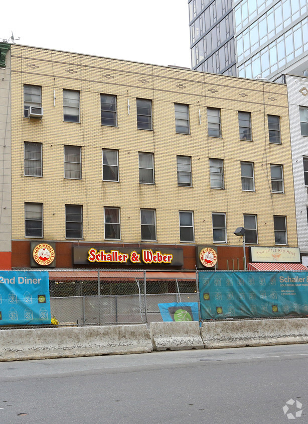 Primary Photo - 1654 2nd Ave
