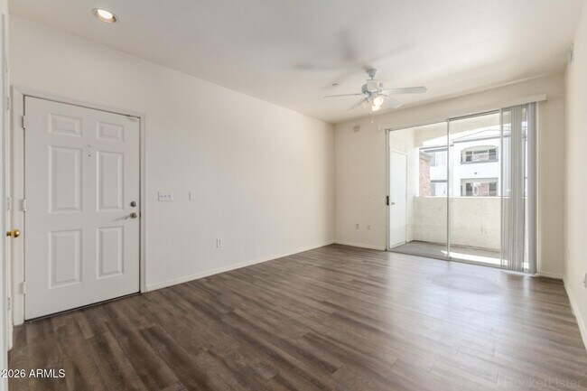 Building Photo - 3302 N 7th St