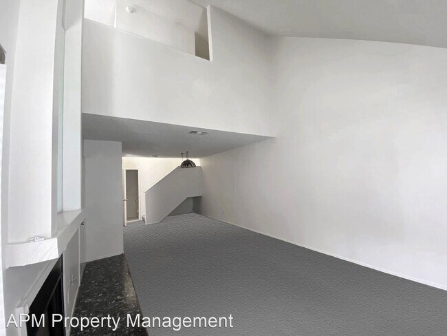 Building Photo - 2 br, 3 bath House - 14022 Coteau Dr. Unit...