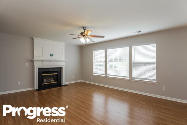 Foto del edificio - 3143 Old Ironside Dr