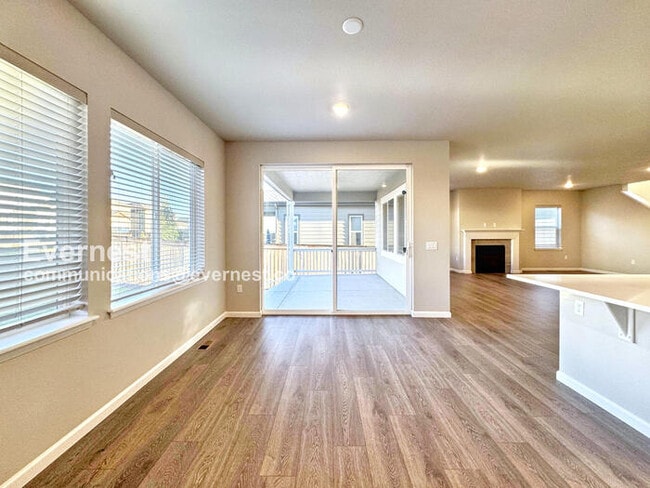 Foto del edificio - 10855 Hayloft St