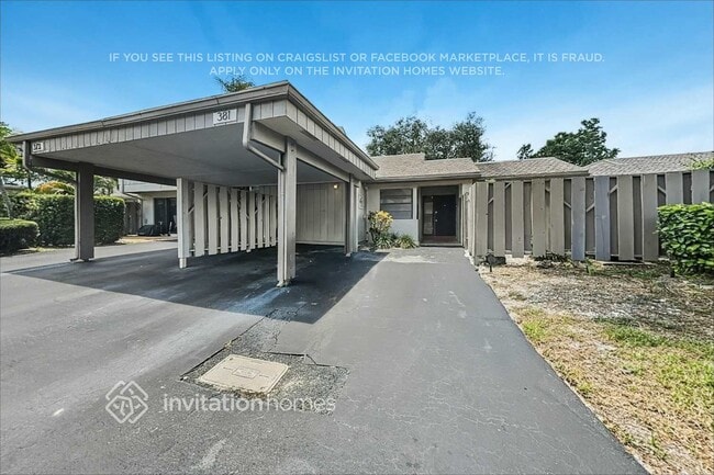 Building Photo - 381 Wildwood Ln E