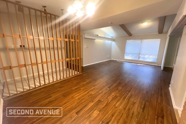 Foto del edificio - 3347 Navajo Pl